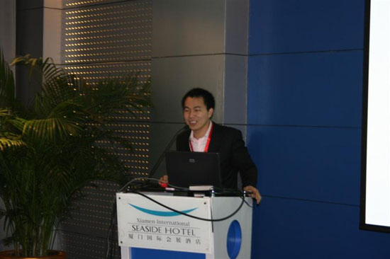 訊網(wǎng)公司CEO涂榮標(biāo)先生對(duì)年度發(fā)展成果進(jìn)行總結(jié)